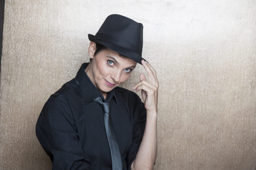 Jo V Home Jo Vannicola